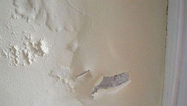 墻面翻新用底漆和面漆有什么區(qū)別?不刷底漆直接刷面漆可以嗎?